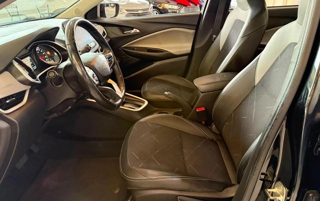 imagem-https://www.socarrao.com.br/sc-vehicle-images-prod/3339916/1787249235882-8393775_5_B_94d285cf8e.jpeg
