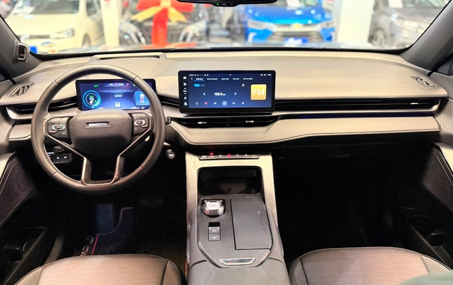 imagem-https://www.socarrao.com.br/sc-vehicle-images-prod/3339918/1787231721415-MjYyOWNjZTItYTQzMC00MTMzLWJkNDAtMTQzNWE5OTBlNWEwLmpwZWc.jpeg