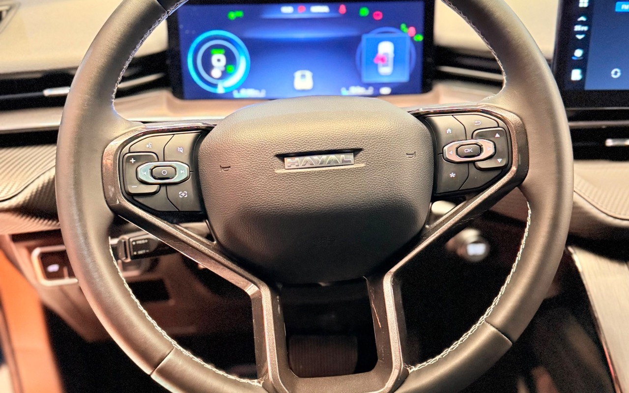 imagem-https://www.socarrao.com.br/sc-vehicle-images-prod/3339918/1787231721484-NmVmNjM2NzctMGM1Ny00MDBkLTkwMTAtMTBiMzNjNjVjYzZiLmpwZWc.jpeg