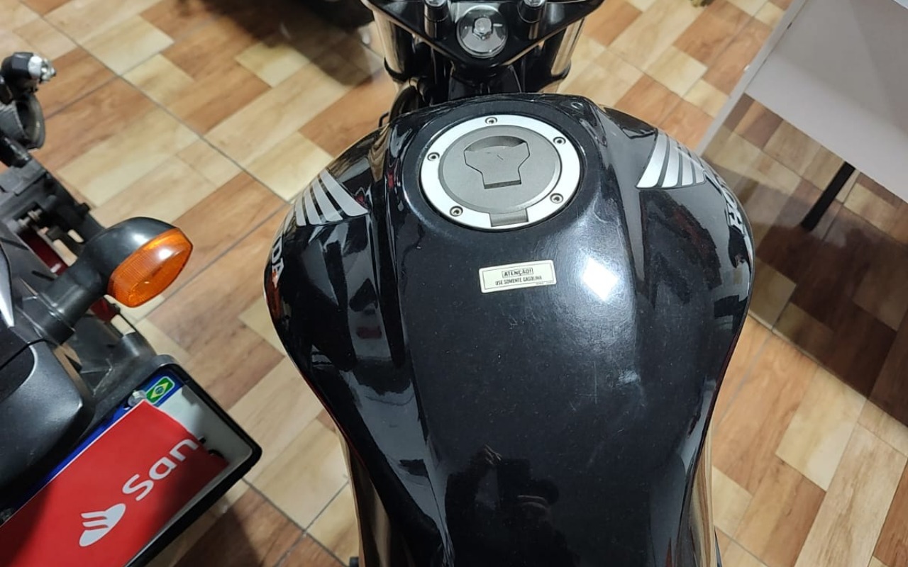 imagem-https://www.socarrao.com.br/sc-vehicle-images-prod/3339925/1787231739102-V2hhdHNBcHAgSW1hZ2UgMjAyNi0wOC0xMiBhdCAxOC40NS4zMy5qcGVn.jpeg