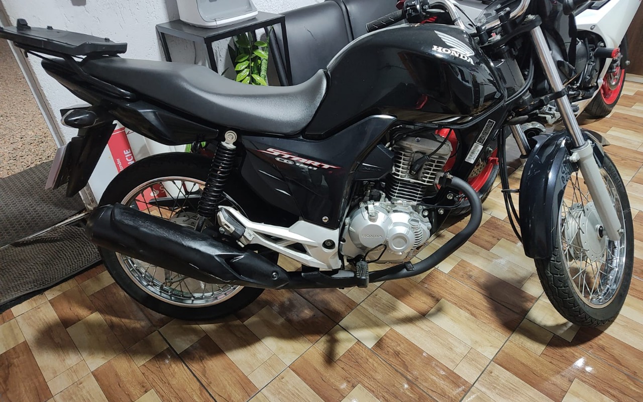 imagem-https://www.socarrao.com.br/sc-vehicle-images-prod/3339925/1787231739192-V2hhdHNBcHAgSW1hZ2UgMjAyNi0wOC0xMiBhdCAxOC40NS4zNCAoMSkuanBlZw.jpeg