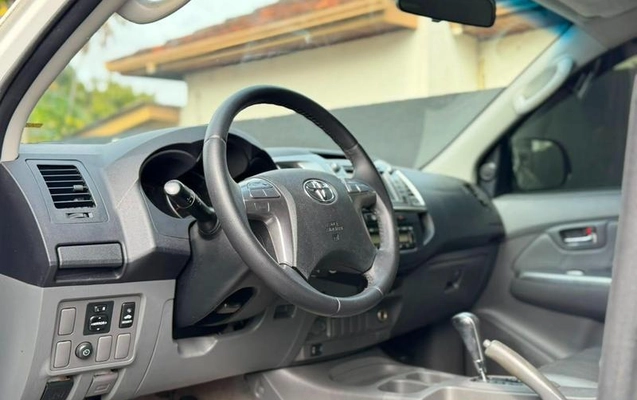 imagem-https://www.socarrao.com.br/sc-vehicle-images-prod/3340003/1789042477800-8398505_3_B_cd1c8c23e9.jpeg