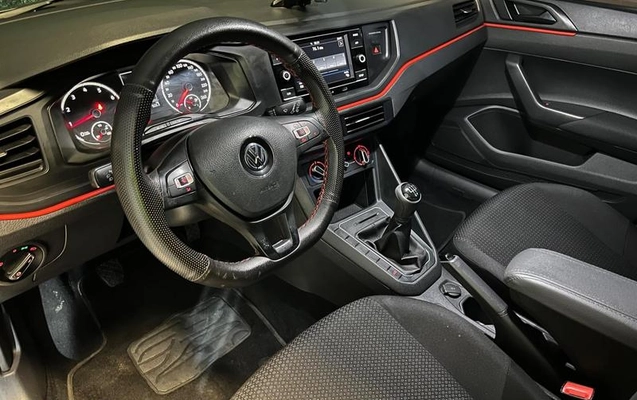 imagem-https://www.socarrao.com.br/sc-vehicle-images-prod/3340011/1788009606656-8328006_7_B_ff00be3b66.jpeg
