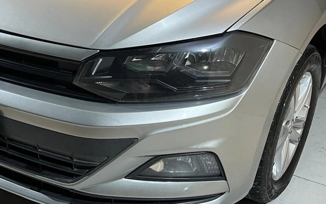 imagem-https://www.socarrao.com.br/sc-vehicle-images-prod/3340011/1788009606676-8328006_19_B_2945383c84.jpeg