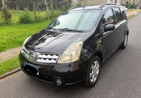 Nissan LIVINA 2012 Preto — foto 1 de 3