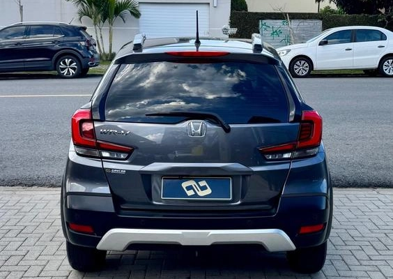 imagem-https://www.socarrao.com.br/sc-vehicle-images-prod/3340133/1787331174812-8398458_6_B_fed1c0f3a8.jpeg