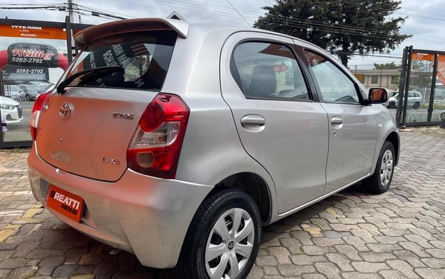 imagem-https://www.socarrao.com.br/sc-vehicle-images-prod/3340141/1790002470976-8393958_6_B_8f2bacc535.jpeg