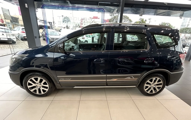 imagem-https://www.socarrao.com.br/sc-vehicle-images-prod/3340471/1787680907651-vehicle_image_1786630985_ade87bc60177aaa937fab63a09133a96.jpeg