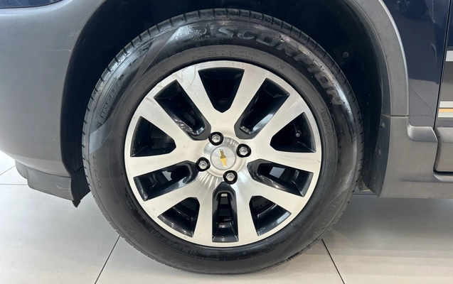 imagem-https://www.socarrao.com.br/sc-vehicle-images-prod/3340471/1787680907652-vehicle_image_1786630981_e4197d9e67b1bfd20b31cf43dbd266d6.jpeg