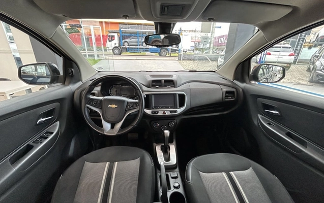 imagem-https://www.socarrao.com.br/sc-vehicle-images-prod/3340471/1787680907657-vehicle_image_1786631000_ea5c749725de6914c11fd2344e427c62.jpeg