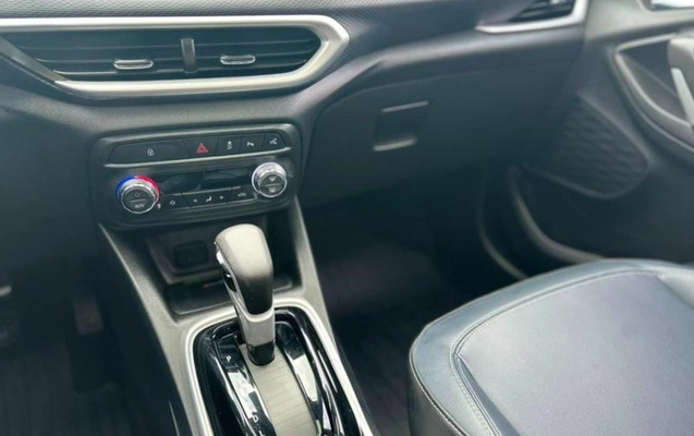 imagem-https://www.socarrao.com.br/sc-vehicle-images-prod/3340493/1787234165594-ODM4NDUzM18xMl9CX2M2ZjhhYjczMWIuanBlZw.jpeg