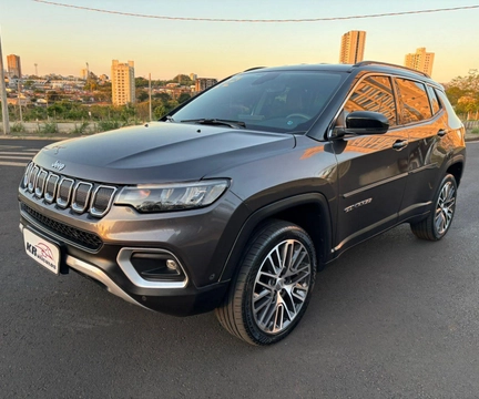 Jeep Compass 2022 Cinza — foto 1 de 3