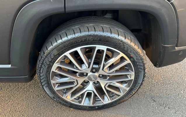 imagem-https://www.socarrao.com.br/sc-vehicle-images-prod/3340510/1789650295952-a9b67f2ba0b748fb8acb667238c1eb11_1758713435925.jpeg