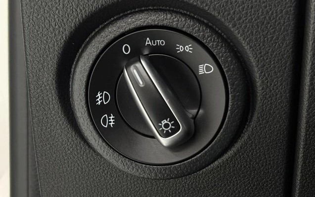 imagem-https://www.socarrao.com.br/sc-vehicle-images-prod/3340565/1789151269594-8057122_11_B_f238fe70a9.jpeg