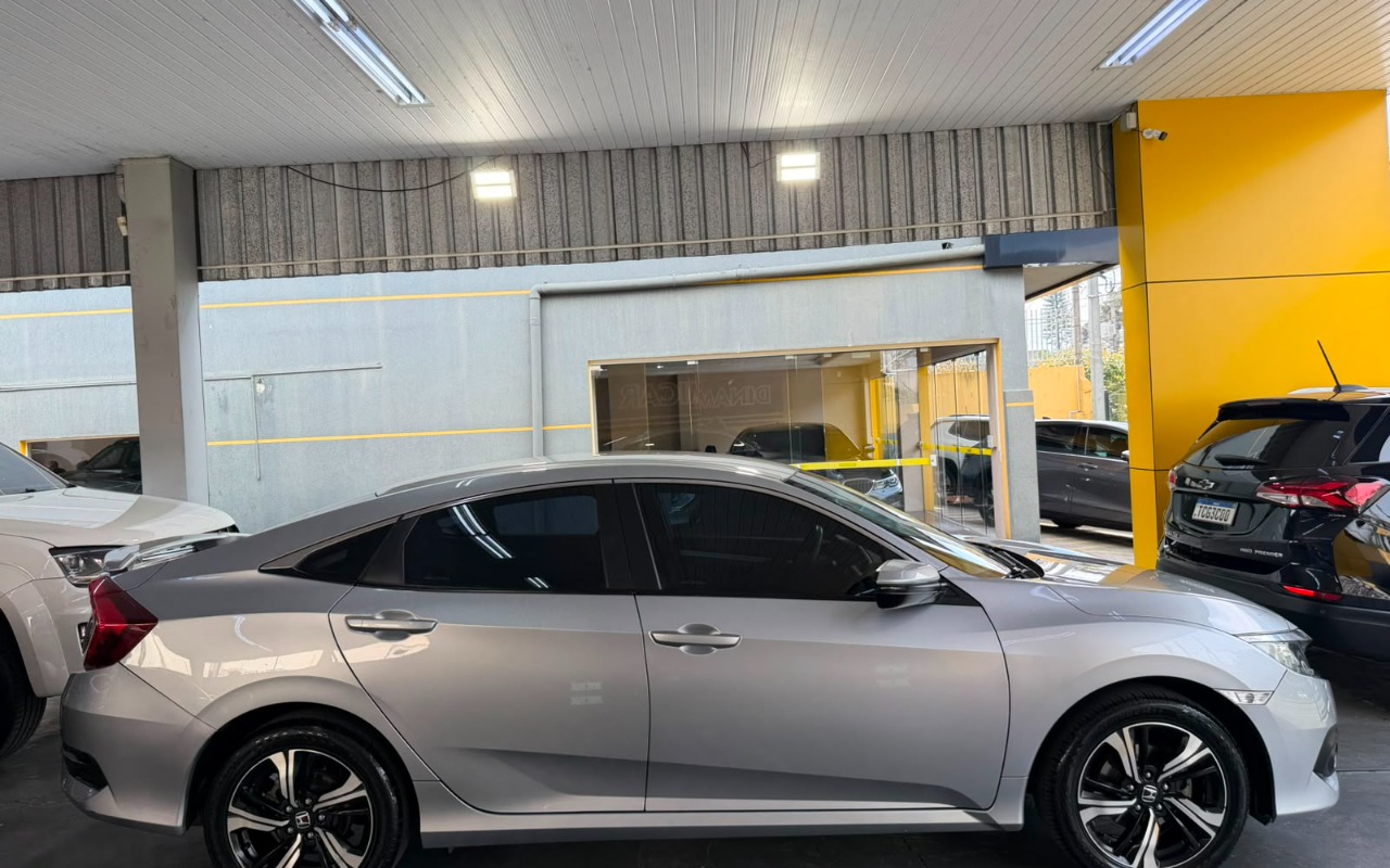 imagem-https://www.socarrao.com.br/sc-vehicle-images-prod/3340680/1787234946629-MjEuanBlZw.jpeg