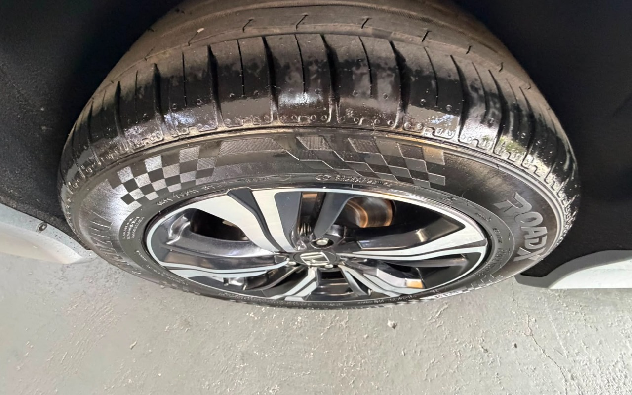 imagem-https://www.socarrao.com.br/sc-vehicle-images-prod/3340680/1787234946679-MjIuanBlZw.jpeg