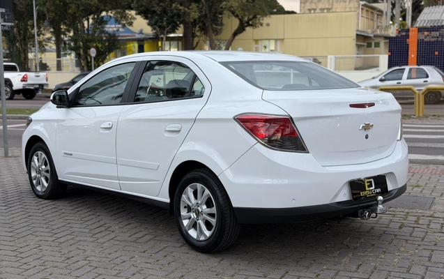 imagem-https://www.socarrao.com.br/sc-vehicle-images-prod/3340777/1787235316957-1_054527.jpg