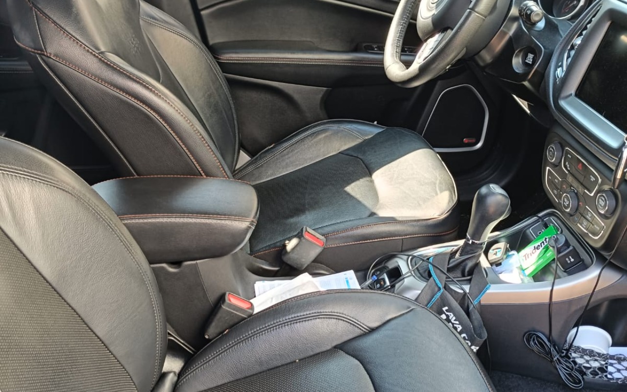 Jeep Compass 2019 Branco — foto 1 de 3