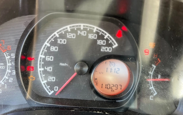 imagem-https://www.socarrao.com.br/sc-vehicle-images-prod/3340911/1787236330396-ZGFiNWRhNzQtNWI1Yi00ZjBlLTk1NjMtZmVhOTRhOGQ1NGNiLmpwZw.jpg