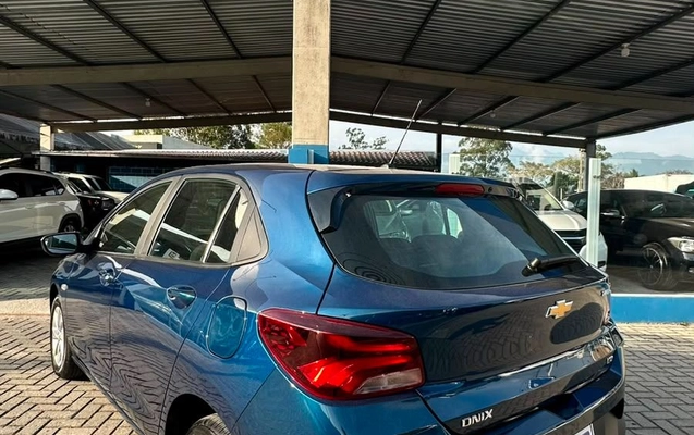 imagem-https://www.socarrao.com.br/sc-vehicle-images-prod/3340916/1787318939581-gb-8285c6d.jpeg