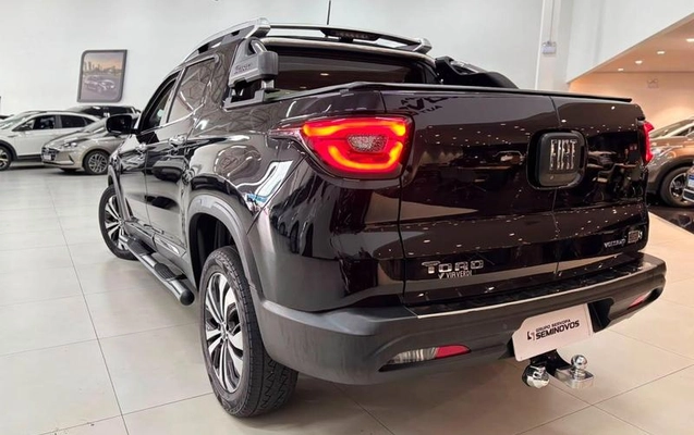 imagem-https://www.socarrao.com.br/sc-vehicle-images-prod/3341356/1789401975316-8399171_1_B_65d84f2a45.jpeg