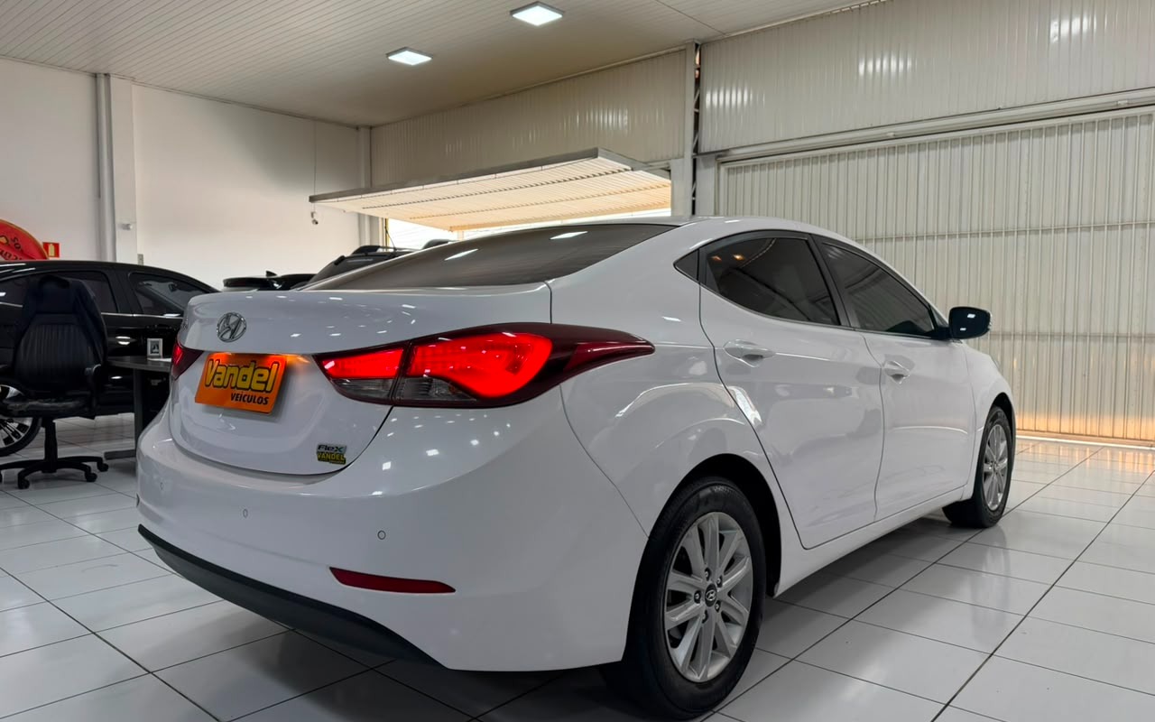 imagem-https://www.socarrao.com.br/sc-vehicle-images-prod/3341724/1787238818644-V2hhdHNBcHAgSW1hZ2UgMjAyNi0wOC0yMCBhdCAxMS41MC4zMS5qcGVn.jpeg