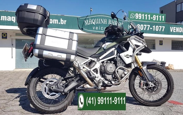 imagem-https://www.socarrao.com.br/sc-vehicle-images-prod/3341766/1787924469144-8399366_32_B_d3e771da69.jpeg