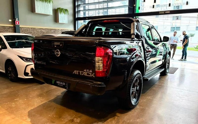imagem-https://www.socarrao.com.br/sc-vehicle-images-prod/3342116/1789567150997-8399409_1_B_c8cd85c7fe.jpeg