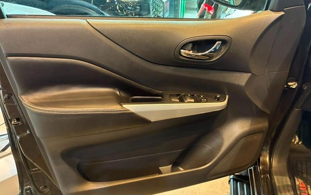 imagem-https://www.socarrao.com.br/sc-vehicle-images-prod/3342116/1789567151014-8399409_2_B_cfa9b29bb6.jpeg
