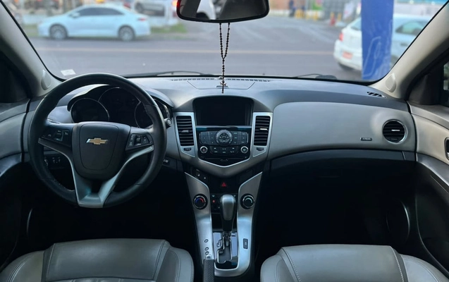 imagem-https://www.socarrao.com.br/sc-vehicle-images-prod/3342136/1787246340717-vehicle_image_1787246316_49684119988fb66be07796151f183f86.jpeg