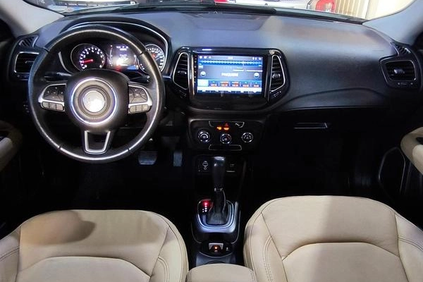 imagem-https://www.socarrao.com.br/sc-vehicle-images-prod/3342178/1788013515455-8374193_7_B_2a6e5ecce9.jpeg