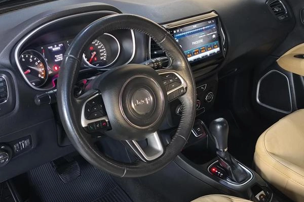 imagem-https://www.socarrao.com.br/sc-vehicle-images-prod/3342178/1788013515456-8374193_8_B_395ab7366d.jpeg