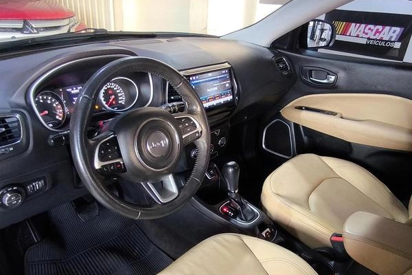 imagem-https://www.socarrao.com.br/sc-vehicle-images-prod/3342178/1788013515461-8374193_11_B_b4ff6f1865.jpeg