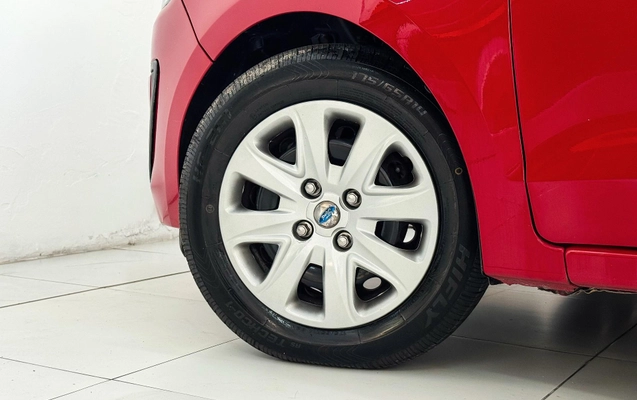 imagem-https://www.socarrao.com.br/sc-vehicle-images-prod/3342258/1787240742859-ad9d2a7c884140559a412d407b8bab20_1775828137323.jpg