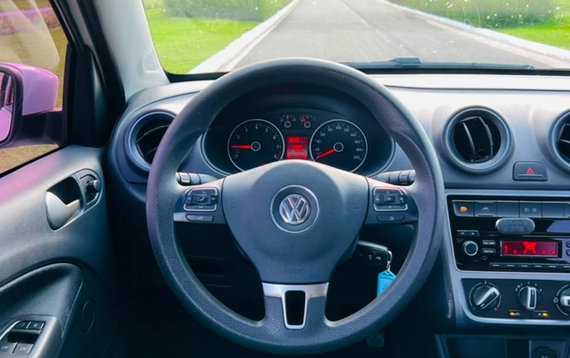 imagem-https://www.socarrao.com.br/sc-vehicle-images-prod/3342277/1787240766303-V2hhdHNBcHAgSW1hZ2UgMjAyNi0wOC0xOSBhdCAxNi4xMi40NSAoMSkuanBlZw.jpeg