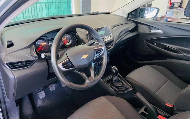 imagem-https://www.socarrao.com.br/sc-vehicle-images-prod/3342319/1788898277670-7828065_0_B_778c1207a2.jpeg