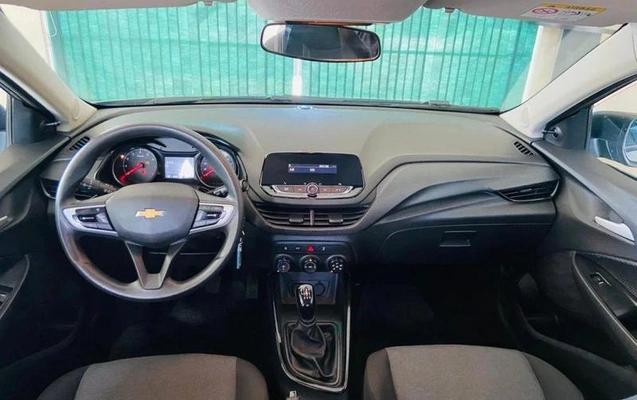 imagem-https://www.socarrao.com.br/sc-vehicle-images-prod/3342319/1788898277684-7828065_0_B_a7df66faed.jpeg