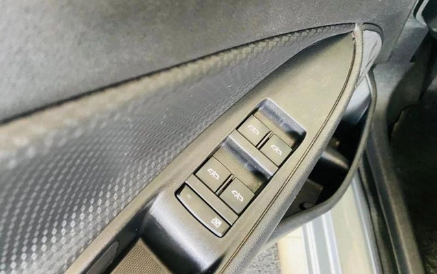 imagem-https://www.socarrao.com.br/sc-vehicle-images-prod/3342319/1788898277686-7828065_0_B_3154bbbe85.jpeg