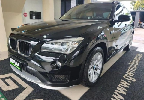 Bmw X1 2015 Preto — foto 1 de 3
