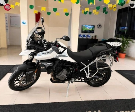 Triumph TIGER 900 GT PRO 2023 Branco — foto 1 de 3