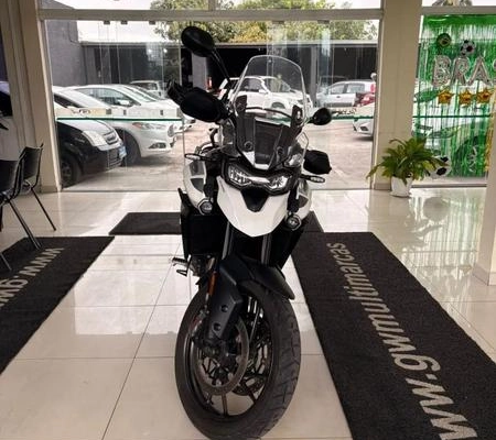 imagem-https://www.socarrao.com.br/sc-vehicle-images-prod/3342339/1788898404020-8172055_2_B_d11619ed4d.jpeg