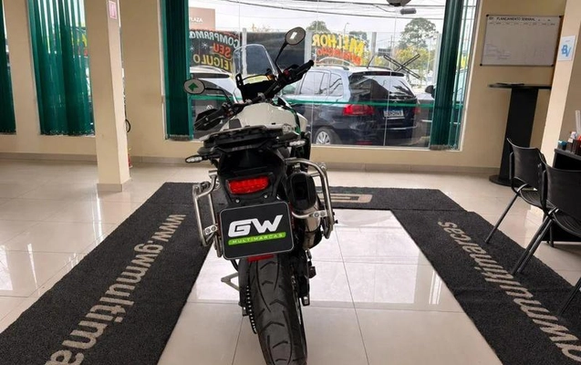 imagem-https://www.socarrao.com.br/sc-vehicle-images-prod/3342339/1788898404022-8172055_10_B_d4d159d643.jpeg
