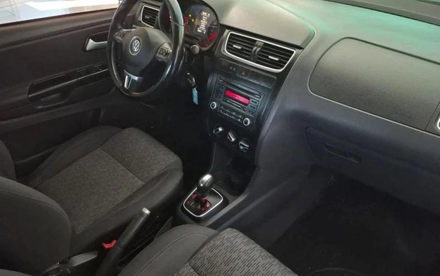 imagem-https://www.socarrao.com.br/sc-vehicle-images-prod/3342341/1787756497423-8237929_14_B_55e54bd1c8.jpeg