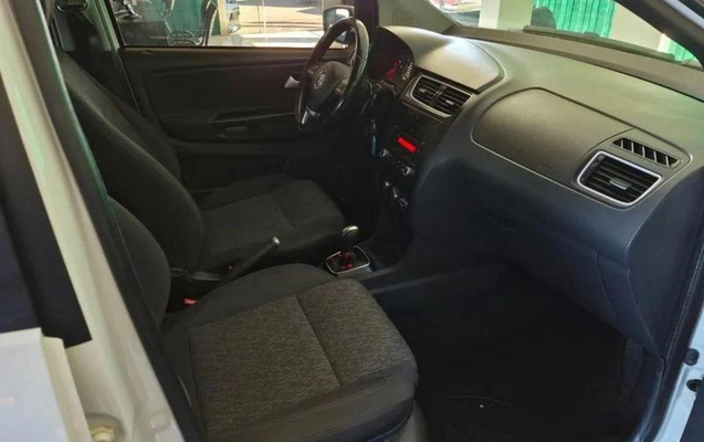imagem-https://www.socarrao.com.br/sc-vehicle-images-prod/3342341/1787756497427-8237929_13_B_b816bec7d6.jpeg