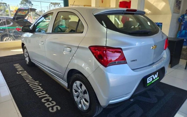 imagem-https://www.socarrao.com.br/sc-vehicle-images-prod/3342348/1788276565246-8275727_16_B_7cd381891e.jpeg