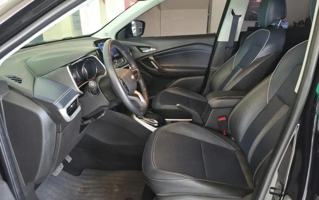 imagem-https://www.socarrao.com.br/sc-vehicle-images-prod/3342351/1790004142024-8287094_10_B_6846a66145.jpeg