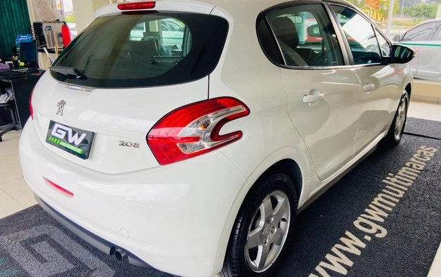 imagem-https://www.socarrao.com.br/sc-vehicle-images-prod/3342362/1788375365620-8348195_5_B_e7c3d7263c.jpeg
