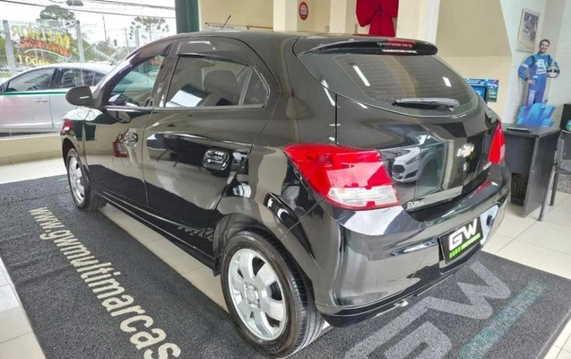 imagem-https://www.socarrao.com.br/sc-vehicle-images-prod/3342367/1788898284741-8362780_20_B_7d3bd32856.jpeg