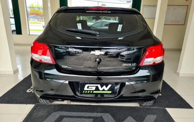 imagem-https://www.socarrao.com.br/sc-vehicle-images-prod/3342367/1788898284748-8362780_19_B_27ea2dc720.jpeg
