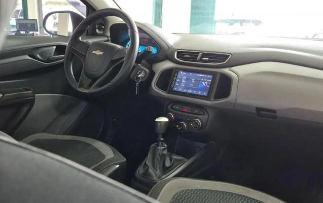 imagem-https://www.socarrao.com.br/sc-vehicle-images-prod/3342367/1788898284757-8362780_13_B_0c7f3be611.jpeg
